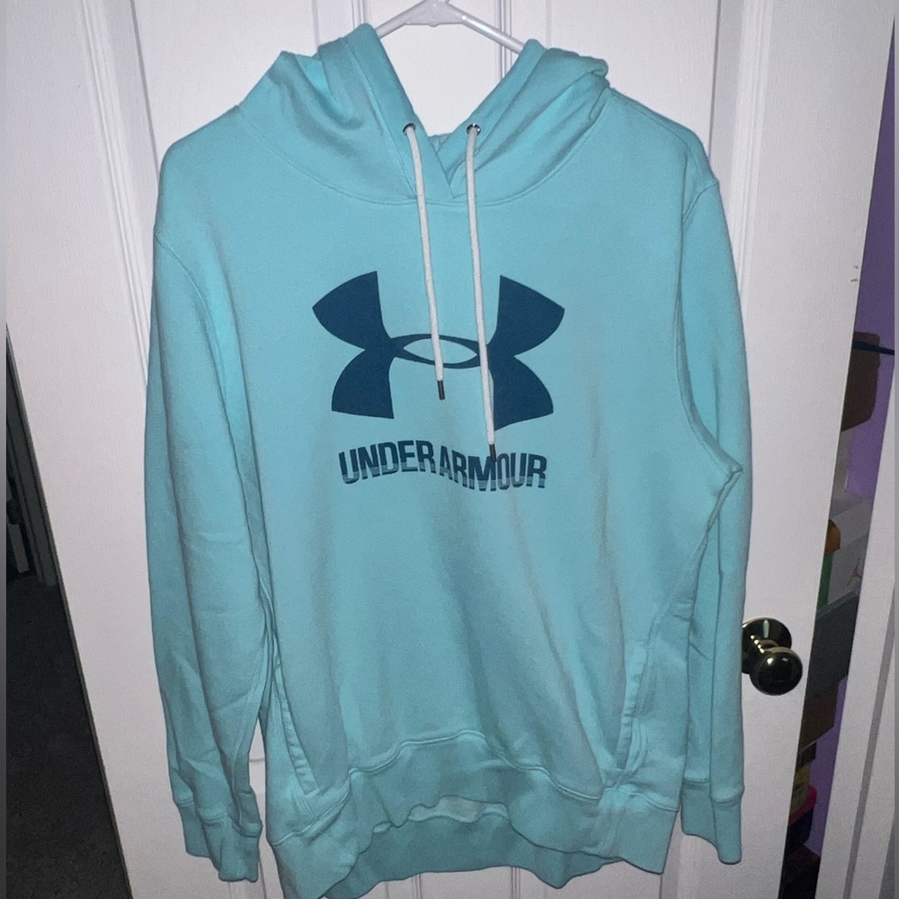 Loose Fit Under Armour Sweatshirt